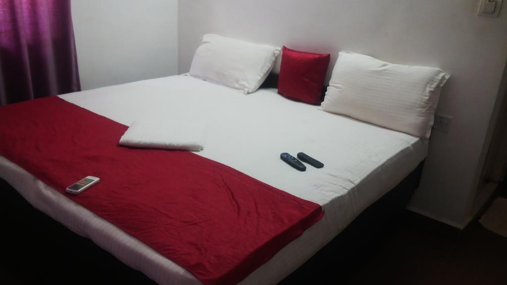 Sugar Plum Macedo Palms Bed & Breakfast Бага Екстериор снимка